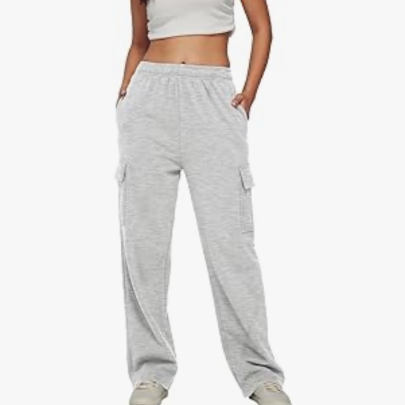 Women's Gray Cargo Pants - Picture 5 of 10